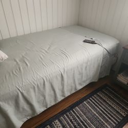 Gently Used Twin Craftmatic Bed w/Massage