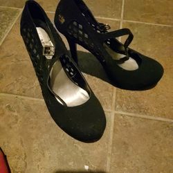 Super Cute High Heeled Ladies Shoes 