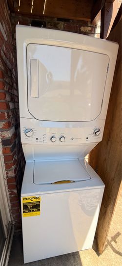 GE Stackable Washer & Dryer Combo – Clean – Works Great – Delivery Available