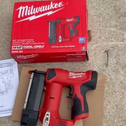 Milwaukee Pin Nailer 23ga New 