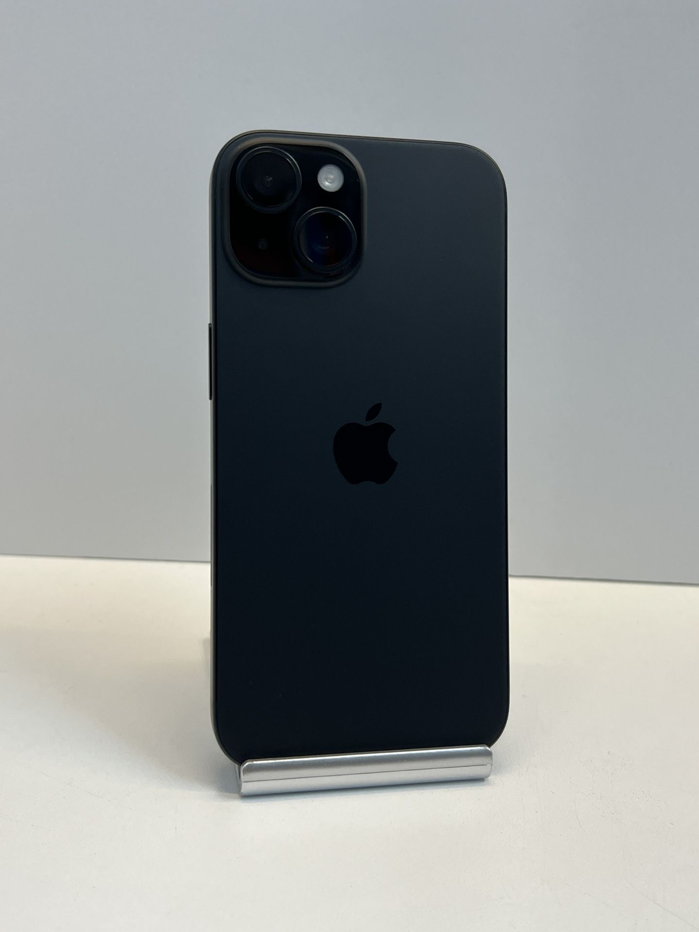 Apple iPhone 15 128gb ( Unlocked )