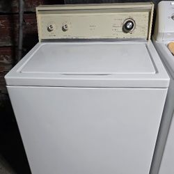 Lavadora Kenmore Heavy Duty Con Garantía Lusiendo Y Trabajando Exelente $300