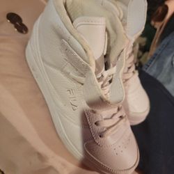 Tenis