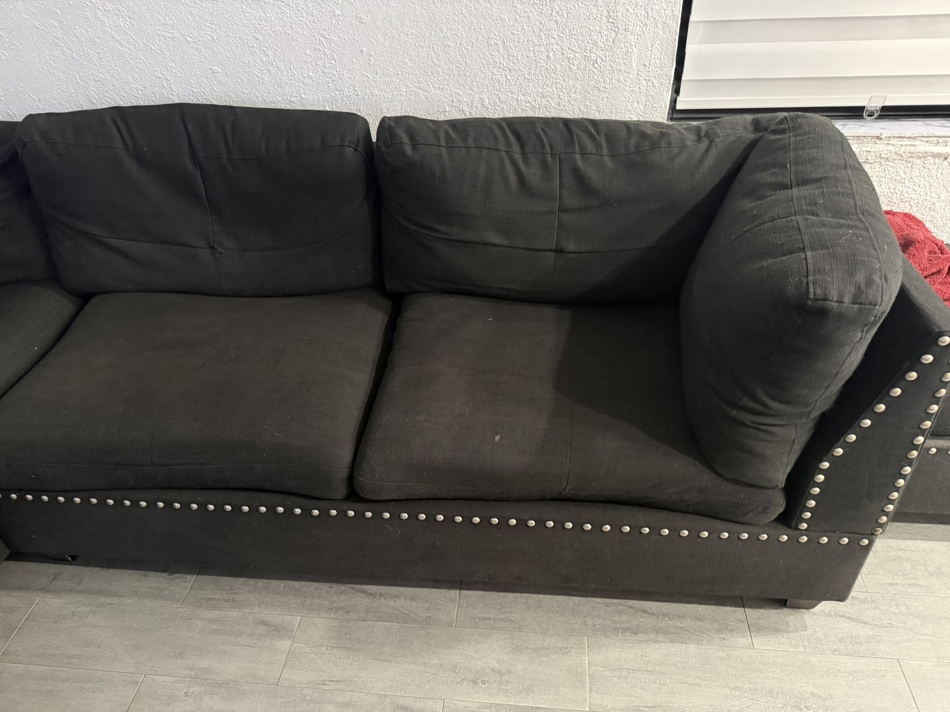 Free Sectional