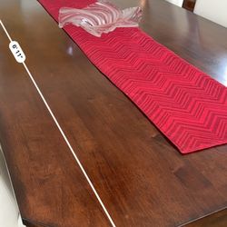 8 Seater Dining Table And chairs in excellent condition