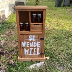 100% NATURAL!  Honey 🍯 