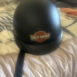 Women’s Motorcycle Helmet