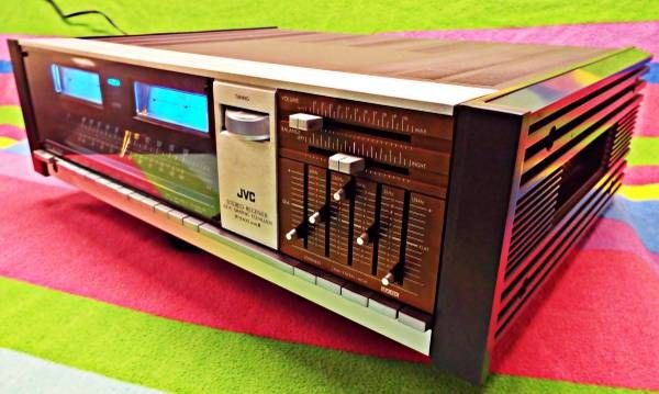 Vintage JVC JR-S400 MK2 Stereo Receiver, 80 Watts per ChannelĀ , GOOD...
