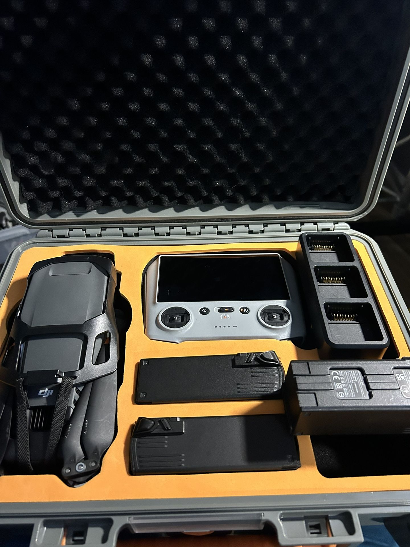 DJI Mavic 3 Pro Fly More Combo