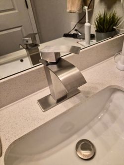 Set of 3 Bathroom Sink Faucets