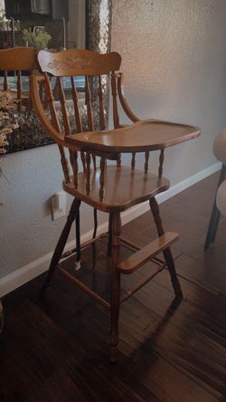 Vintage high chair
