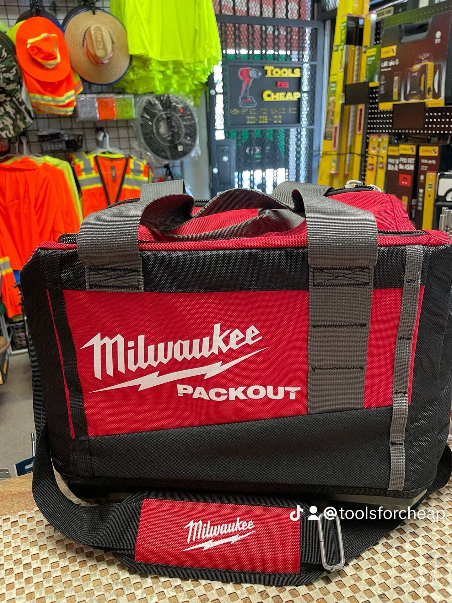 Milwaukee 15 PACKOUT Tool $54
