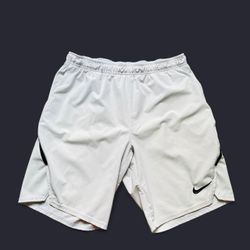 NEW!!! Nike Dri-fit White Shorts Small Black Swoosh Size Medium