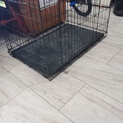 Black dog Cage 25Hx36Wx23D