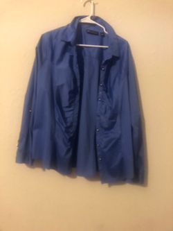 Women’s dress shirt