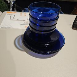 Dishes Set 4 Place Setting