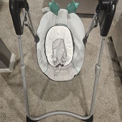 Graco Baby Swing