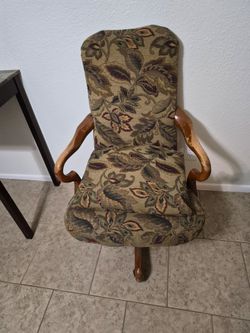Executive Chair