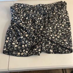 Cute Skirt Black With Tan/white Flowers