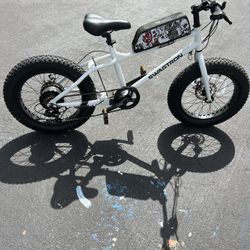 Swagtron Kids Electric Bike