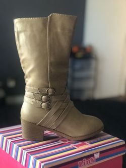 Kids boots