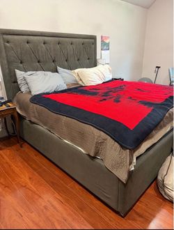 King Bedframe