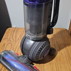 Dyson DC50 Vacuum Cleaner