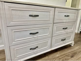 6 Drawer Dresser