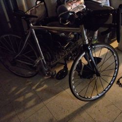 Cananndale Synapse Road Bike