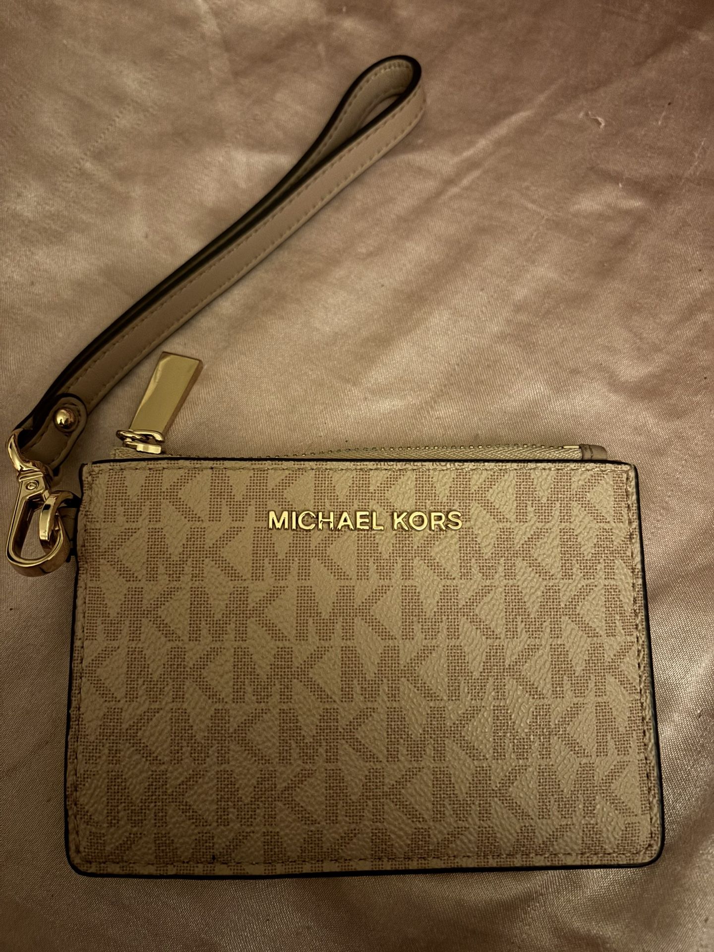 Michael Kors Cardholder/Wrislet