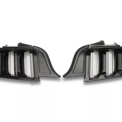 Euro Style Tail Lights Black Housing Clear Lens (15-23 Mustang)
