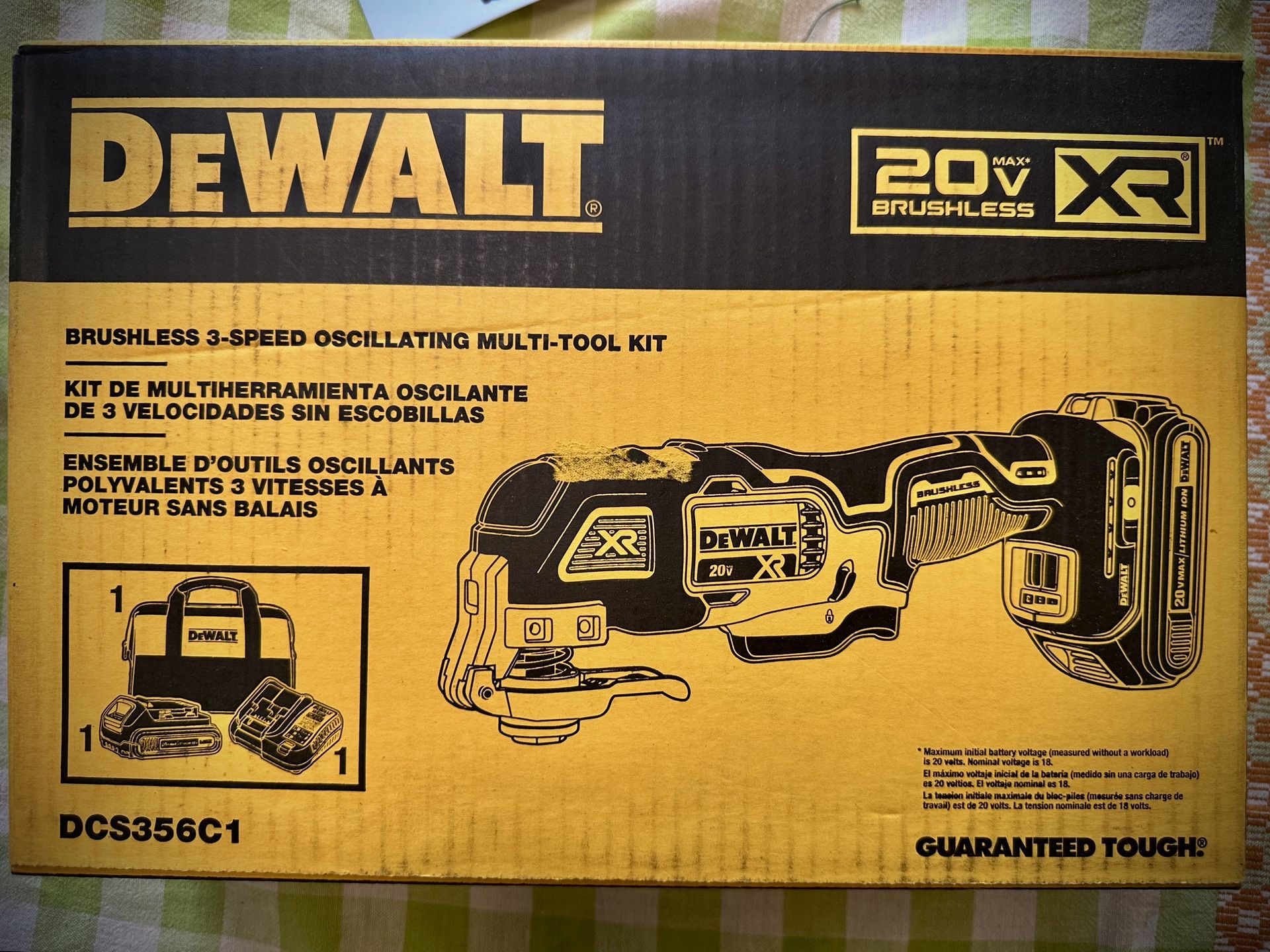DEWALT 20V MAX XR Oscillating Tool Kit, 3 Speed, With Battery and Charger Included (DCS356C1)