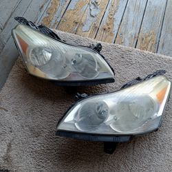 Headlights Assembly  For 2010 Chevy Traverse LT