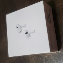 AirPods Pro (2nd generation) with MagSafe Case (USB‑C)