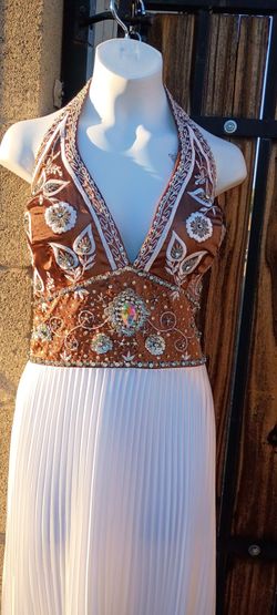 Elegante vestido con Diamantes-M
