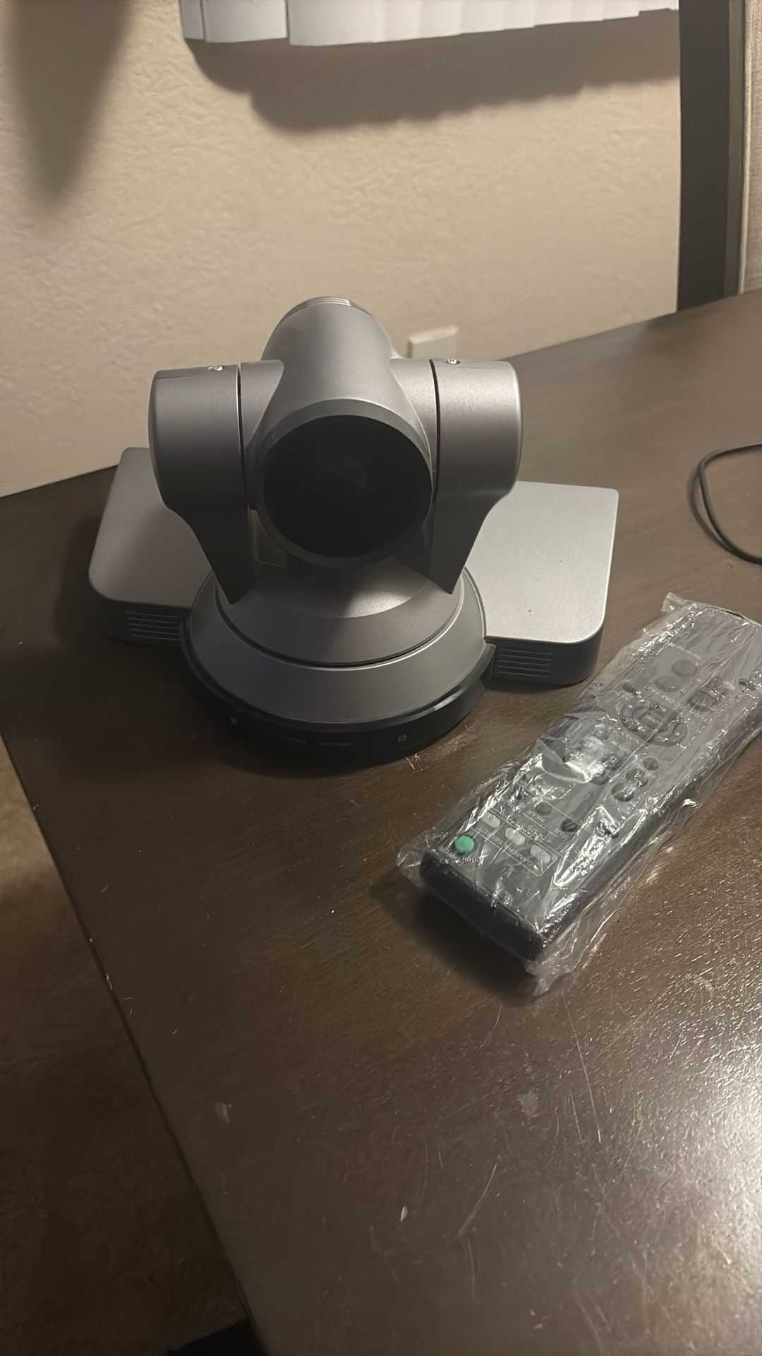 PTZ camera Sony EVI-HD1 With PS & remote