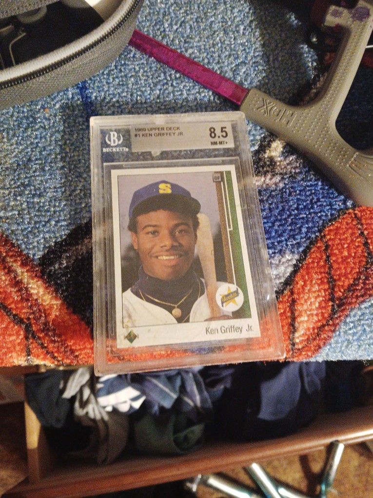 Beckett Graded 8.5 1989 Upper Deck #1 Ken Griffey Jr. 