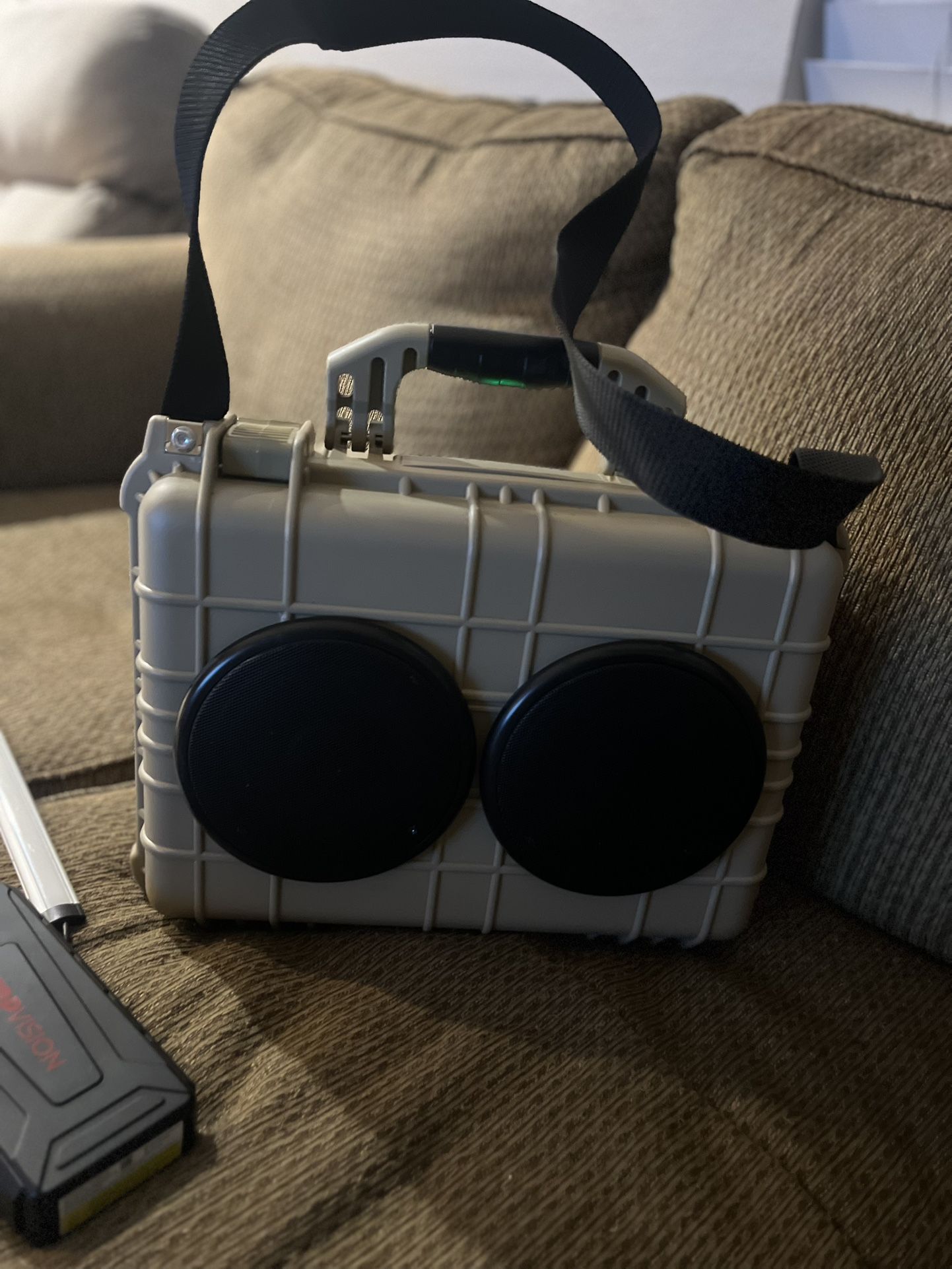 Bluetooth Speaker With USB Charger