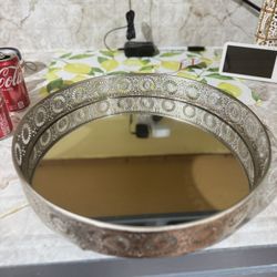 Tray With Mirror 