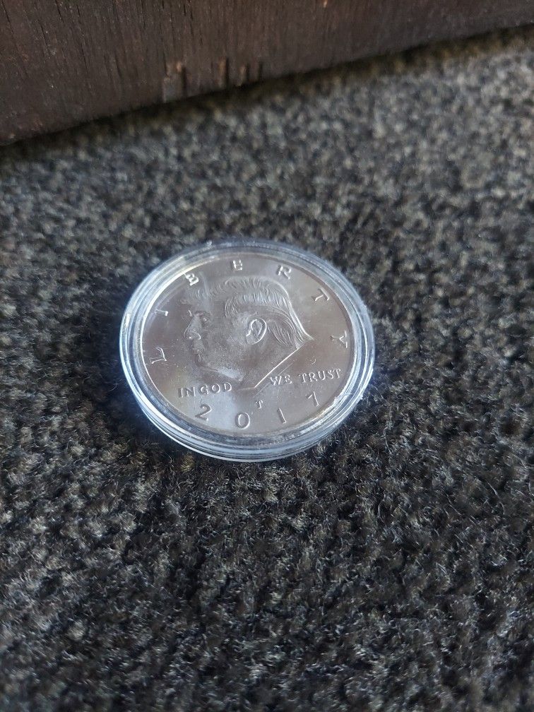 2017 TRUMP COIN