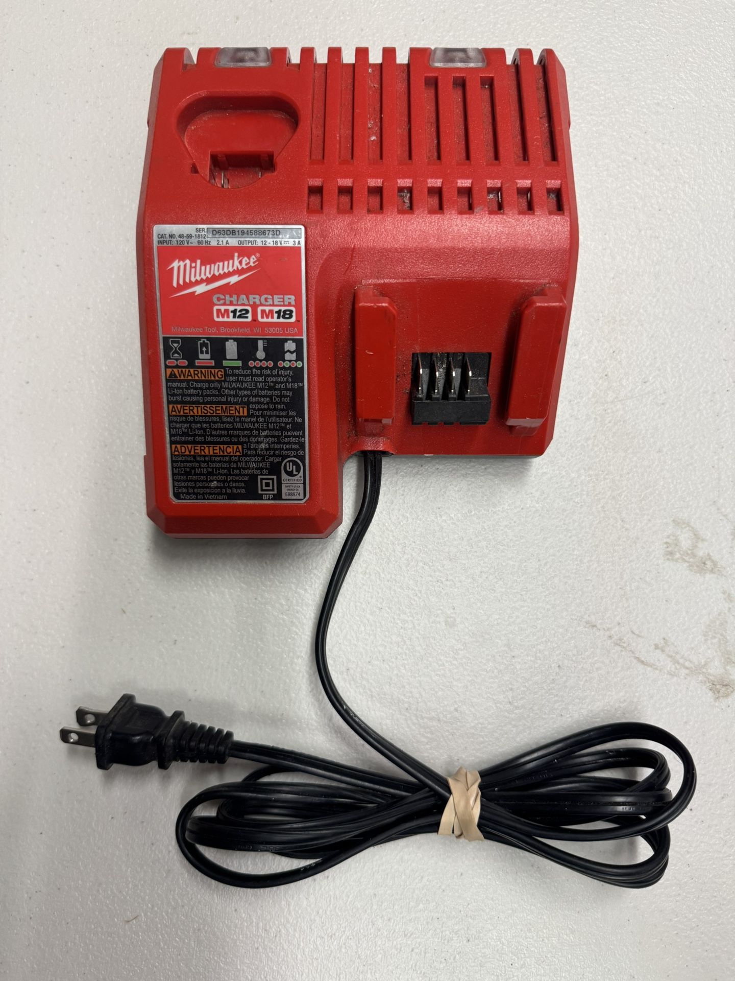 Milwaukee Rapid Charger -12V-18V