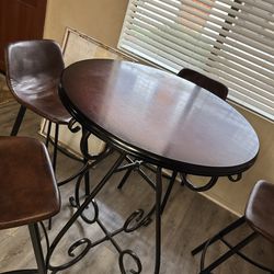 Tall Table With 4 Chair