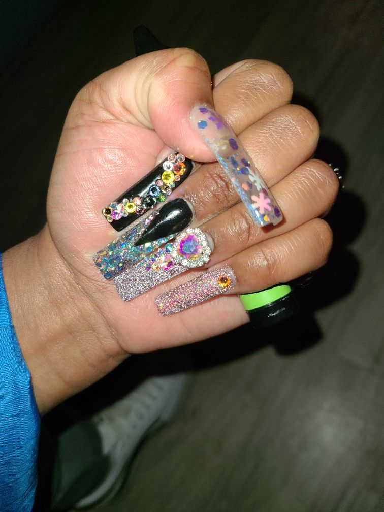 Pretty Nails By Me