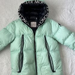 Moncler puffer Jacket 