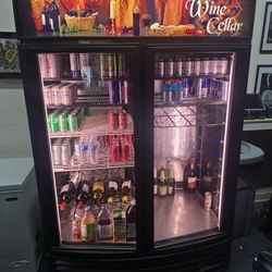Refrigerator Two Slide Doors Beberage Merchandise Display