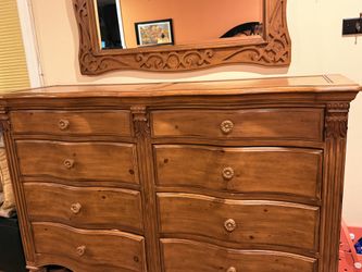 Dresser, Chest And Mirror Set