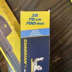 Michelin Wiper Blades Guardian + Size 28