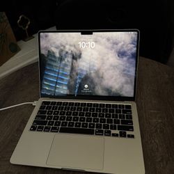 M2 MacBook Air