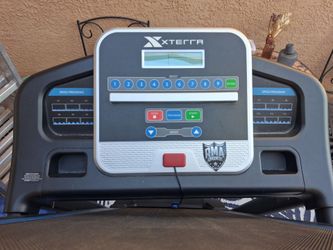 Xterra Treadmill with Console