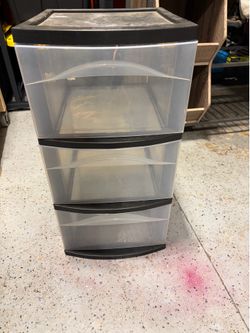 Sterilite storage tower